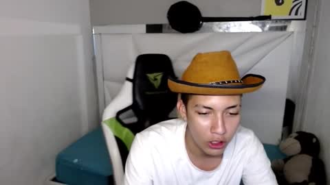 Street online show from February 26, 7:34 am