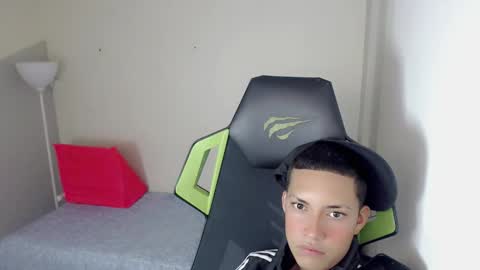 Street online show from March 19, 12:27 am