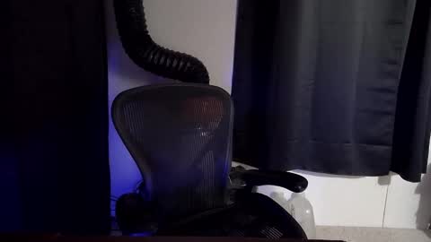 stringgreens777 online show from February 8, 9:02 am