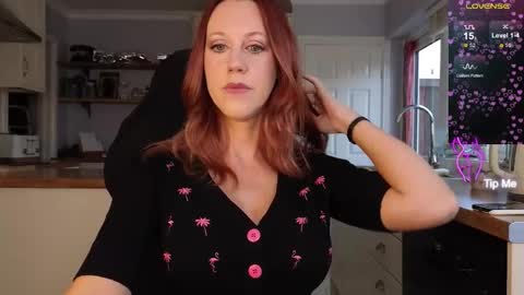 Snapshot of stripmequick chatting on October 21, 11:48 am Amorina online show from October 21, 11:48 am