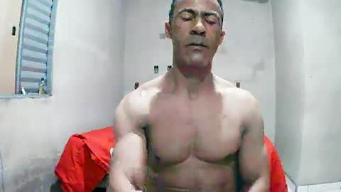 strongdaddyfantastic online show from June 15, 11:41 pm