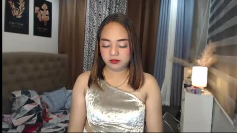 studqueendomi online show from April 8, 8:50 am