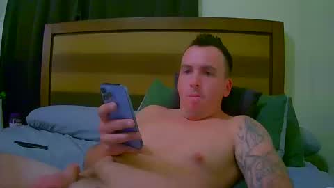 Snapshot of styles1003 chatting on October 13, 6:59 am styles1003 online show from October 13, 6:59 am