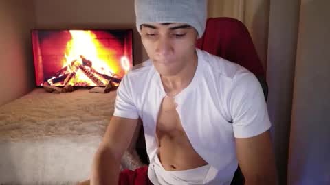 stylish man online show from March 31, 12:05 pm