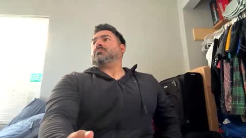 suavecito67 online show from March 9, 7:37 pm