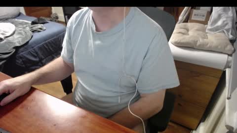 subbrian online show from January 4, 4:12 am