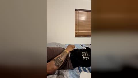 succafreeswag online show from June 21, 1:34 am
