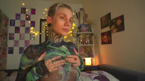 succubus_66 online show from March 1, 12:23 pm