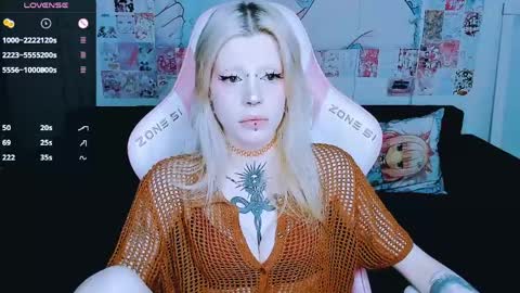 succubus_leslie online show from April 10, 11:31 pm