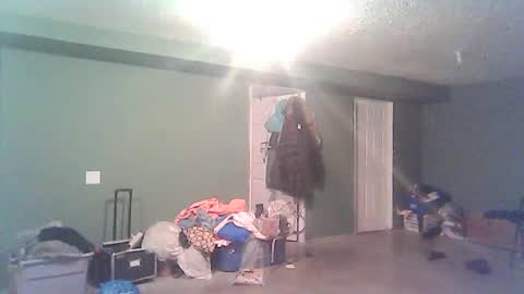 Snapshot of sucubliss chatting on October 8, 12:29 am sucubliss online show from October 8, 12:29 am