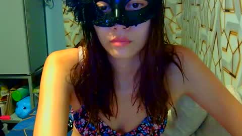 sugar_yum69 online show from April 1, 1:52 pm