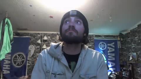 Sugarbush696 online show from February 19, 6:44 am