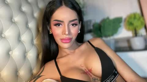 Jess online show from March 18, 11:54 pm