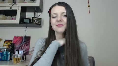 SugarTati online show from March 10, 6:45 pm