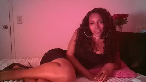 Kim Lee online show from April 10, 2:33 pm