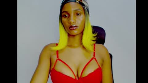 Snapshot of sugax_cuntwetxx chatting on October 2, 7:01 pm Ivy online show from October 2, 7:01 pm