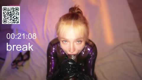 Lika ginger  Jessy blond   online show from April 4, 4:08 am