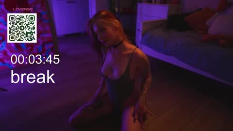 Lika ginger  Jessy blond   online show from October 28, 3:51 am