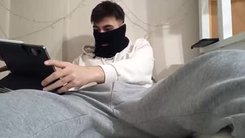 Niko online show from December 5, 3:10 pm