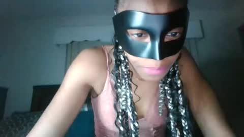 sultrysecretz online show from May 1, 1:21 am