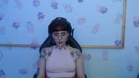 Sumak  online show from April 1, 2:36 pm