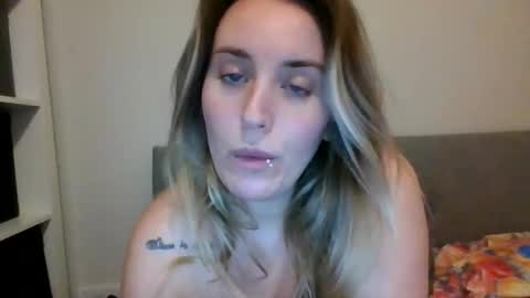 Summer online show from January 18, 10:52 pm