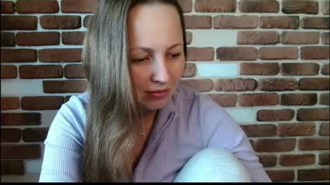 sun__shadow online show from April 22, 1:18 pm