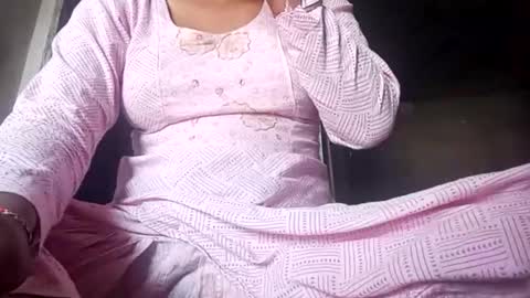 sunali_jain03 online show from March 24, 9:04 am