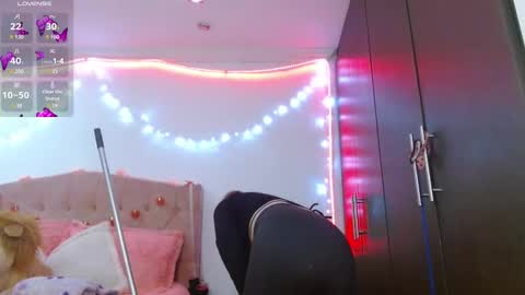 Jeraldine online show from March 4, 1:23 am