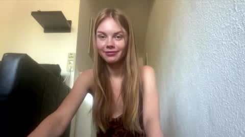 sunny_gaze online show from July 28, 2:13 pm