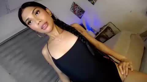 sunny_sexie online show from June 2, 6:21 pm