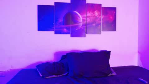 Christian Vanessa online show from December 18, 7:53 pm