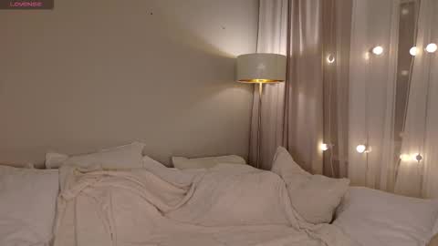 Risha online show from January 18, 5:16 am