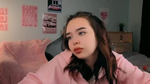 Luna online show from April 29, 6:57 pm