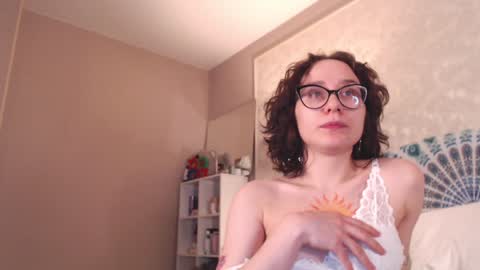 Hella online show from February 6, 6:35 pm