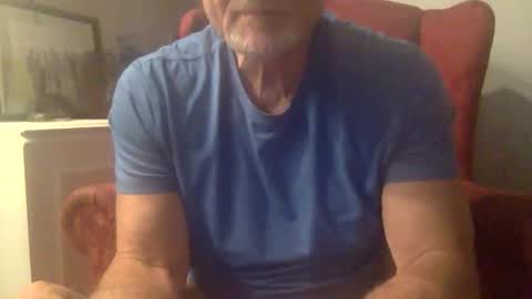 suntrdr077 online show from October 15, 12:03 am