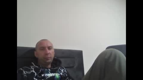 Snapshot of super42835015 chatting on October 13, 4:42 pm super42835015 online show from October 13, 4:42 pm