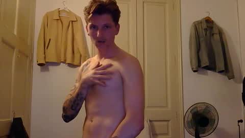 Ctrl My Body online show from December 13, 9:32 pm