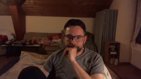 supersquirrel81 online show from November 20, 8:28 pm