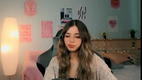 Sara online show from March 27, 1:23 pm