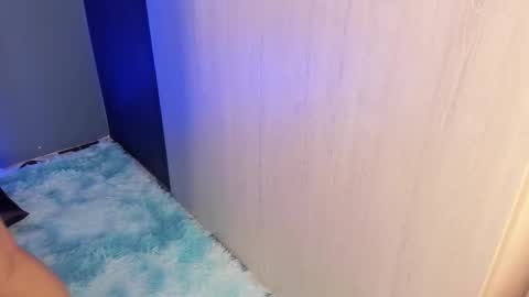 Susann online show from February 12, 12:53 pm