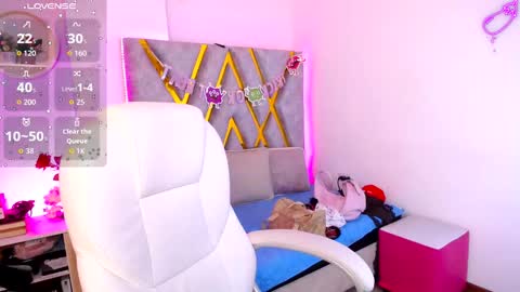 Susan online show from December 19, 11:17 am