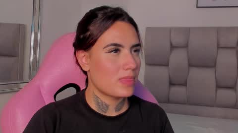 Susan online show from September 9, 9:04 pm