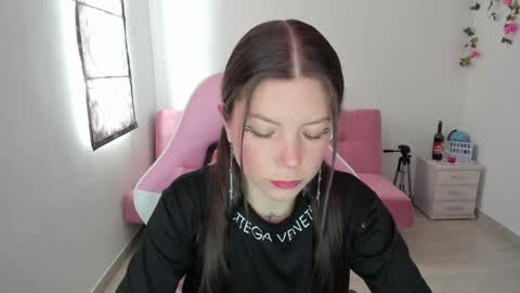 Snapshot of susana_garciaa chatting on January 26, 7:20 pm  Susana   ig susanna garcia23 online show from January 26, 7:20 pm