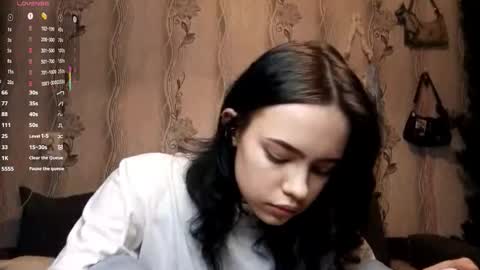 Kate online show from December 17, 1:29 pm