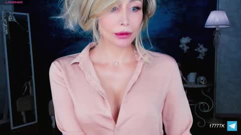 InaraSerra online show from February 26, 2:15 am