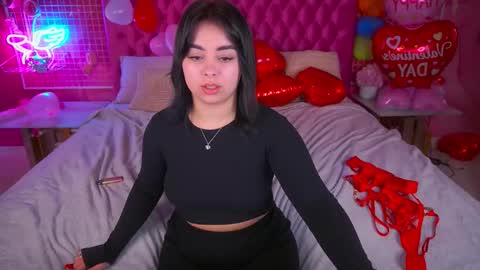 Susie online show from February 15, 7:51 am