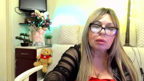 SusiexNoreen online show from May 25, 8:42 am