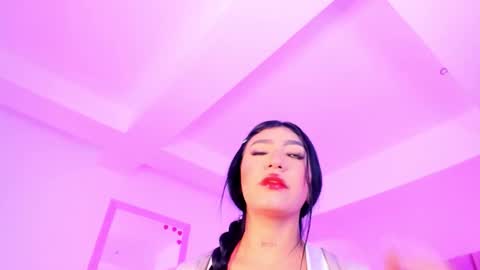 Sussan Nicole  online show from October 28, 1:01 pm