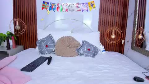 Susy online show from July 10, 5:01 am